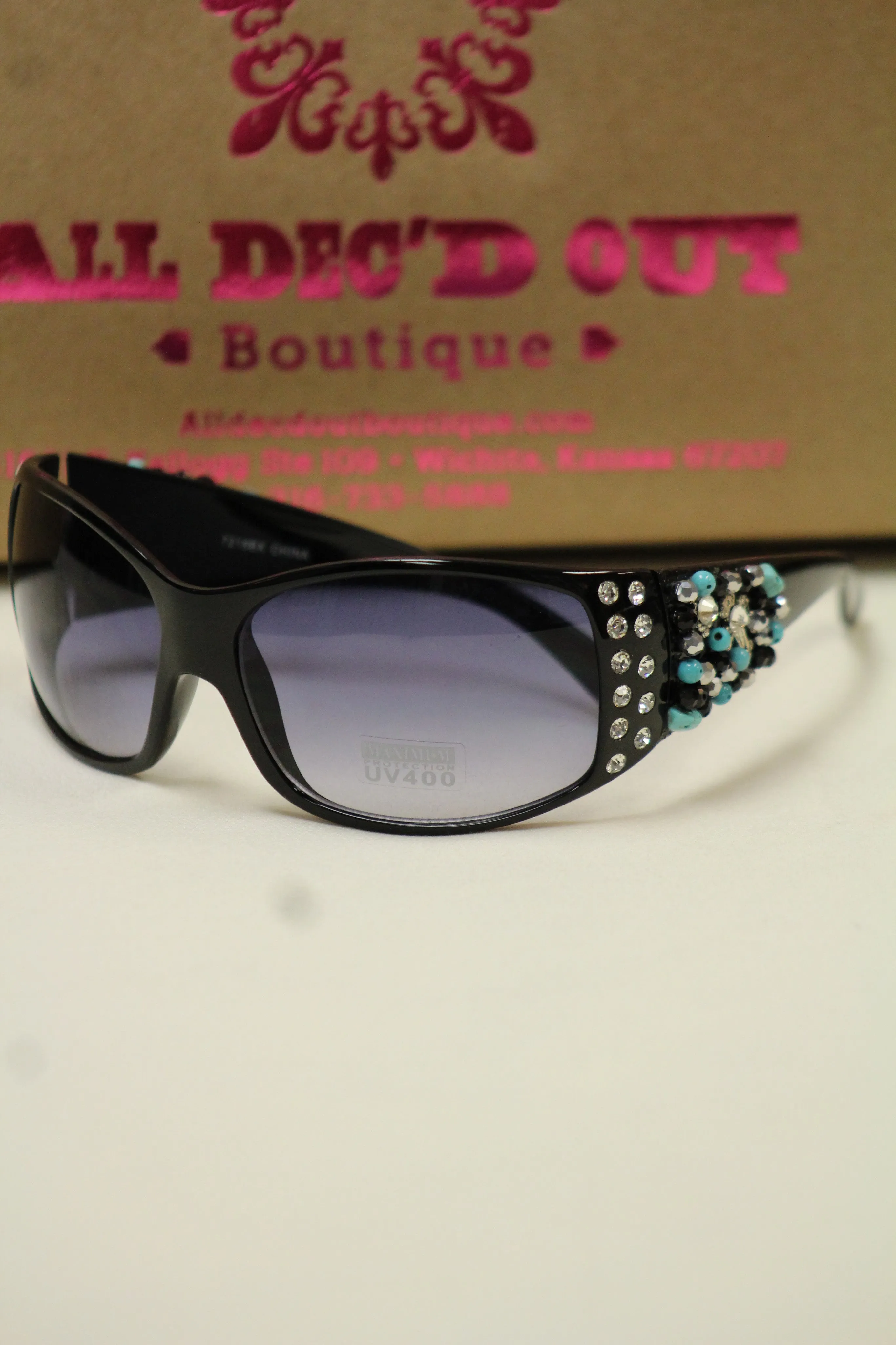 ADO | Customized Sunglasses Black with Turquoise Beads & Silver Cross