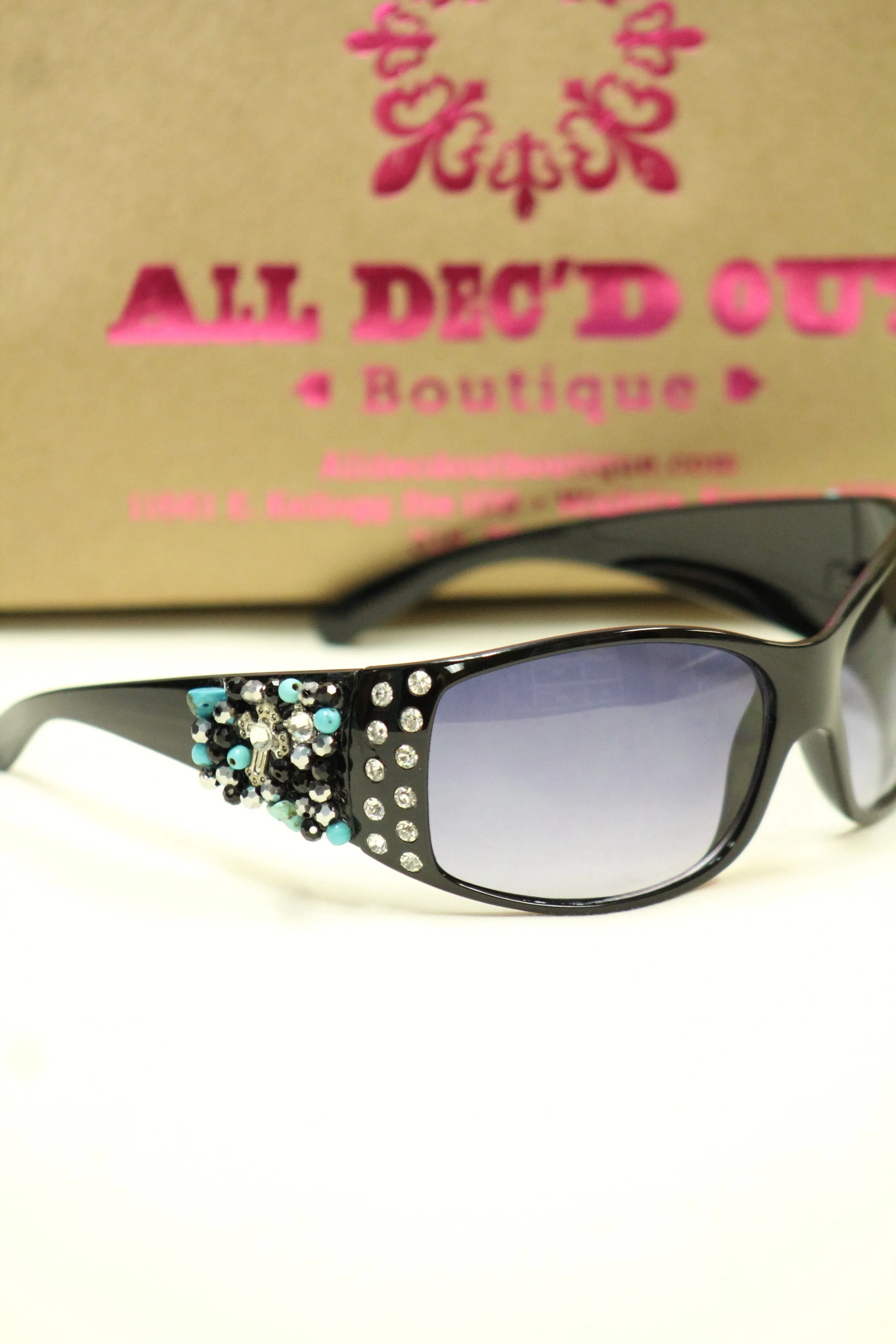 ADO | Customized Sunglasses Black with Turquoise Beads & Silver Cross