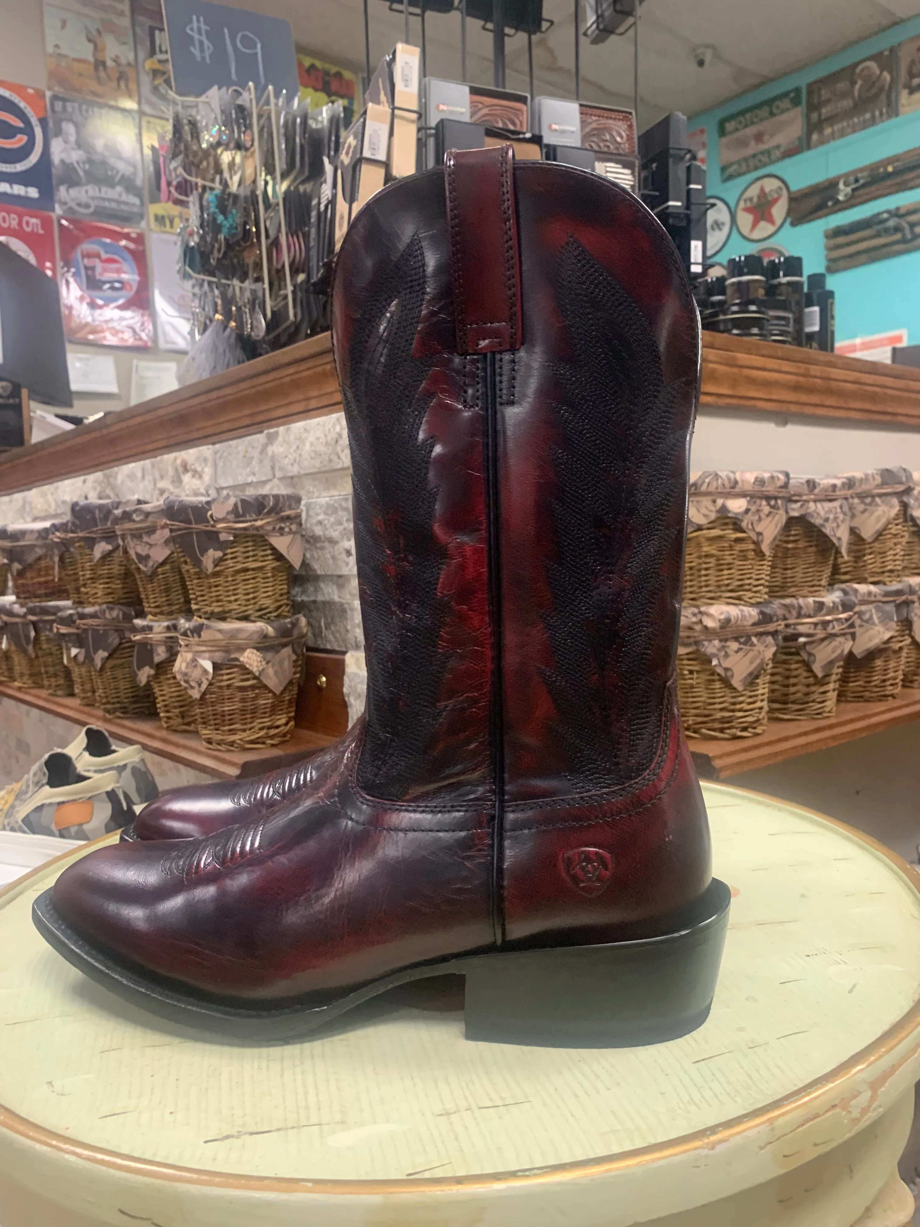 ARIAT MENS WILLIE BLACK CHERRY-FRENCH TOE