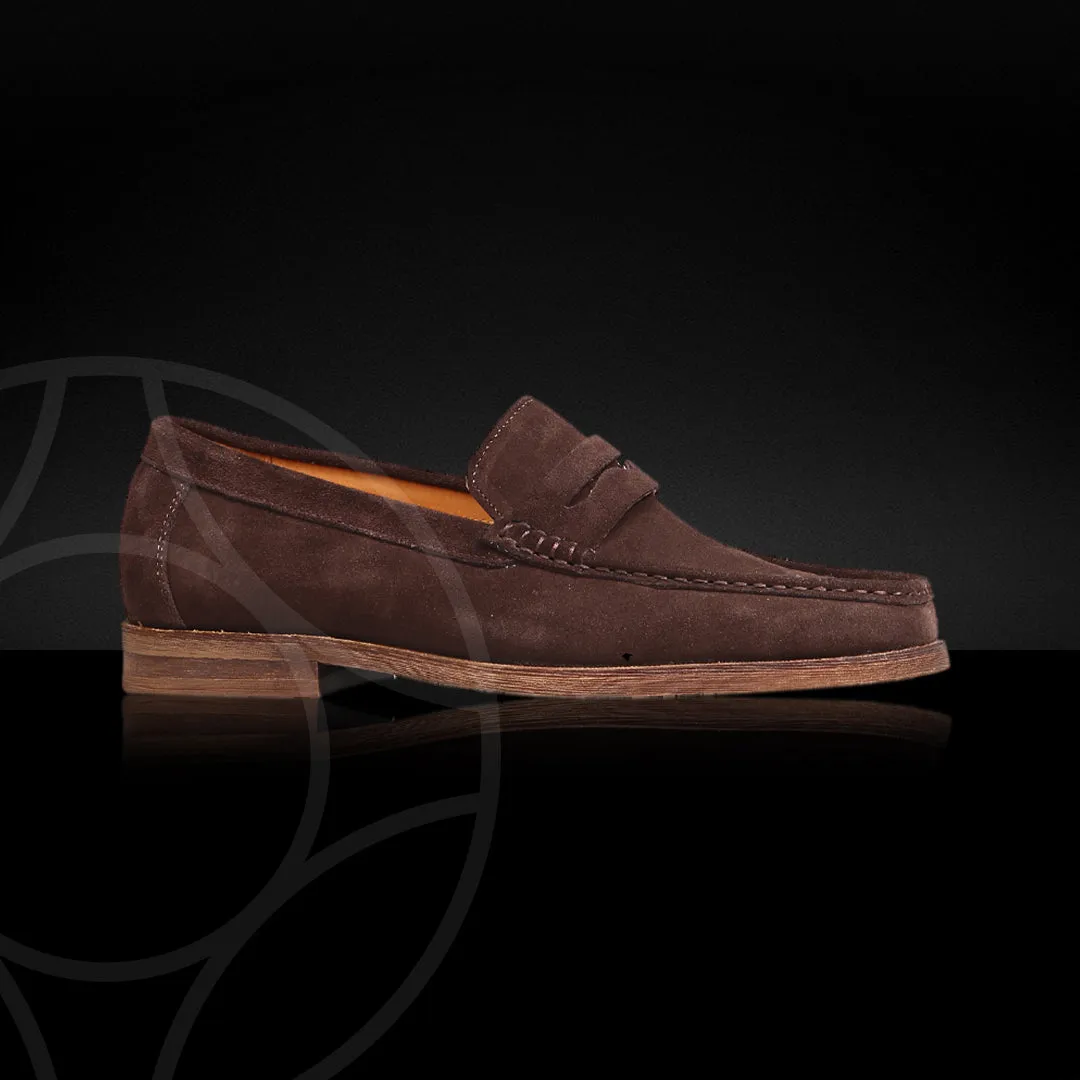 LUCAS Classic Loafer in Suede