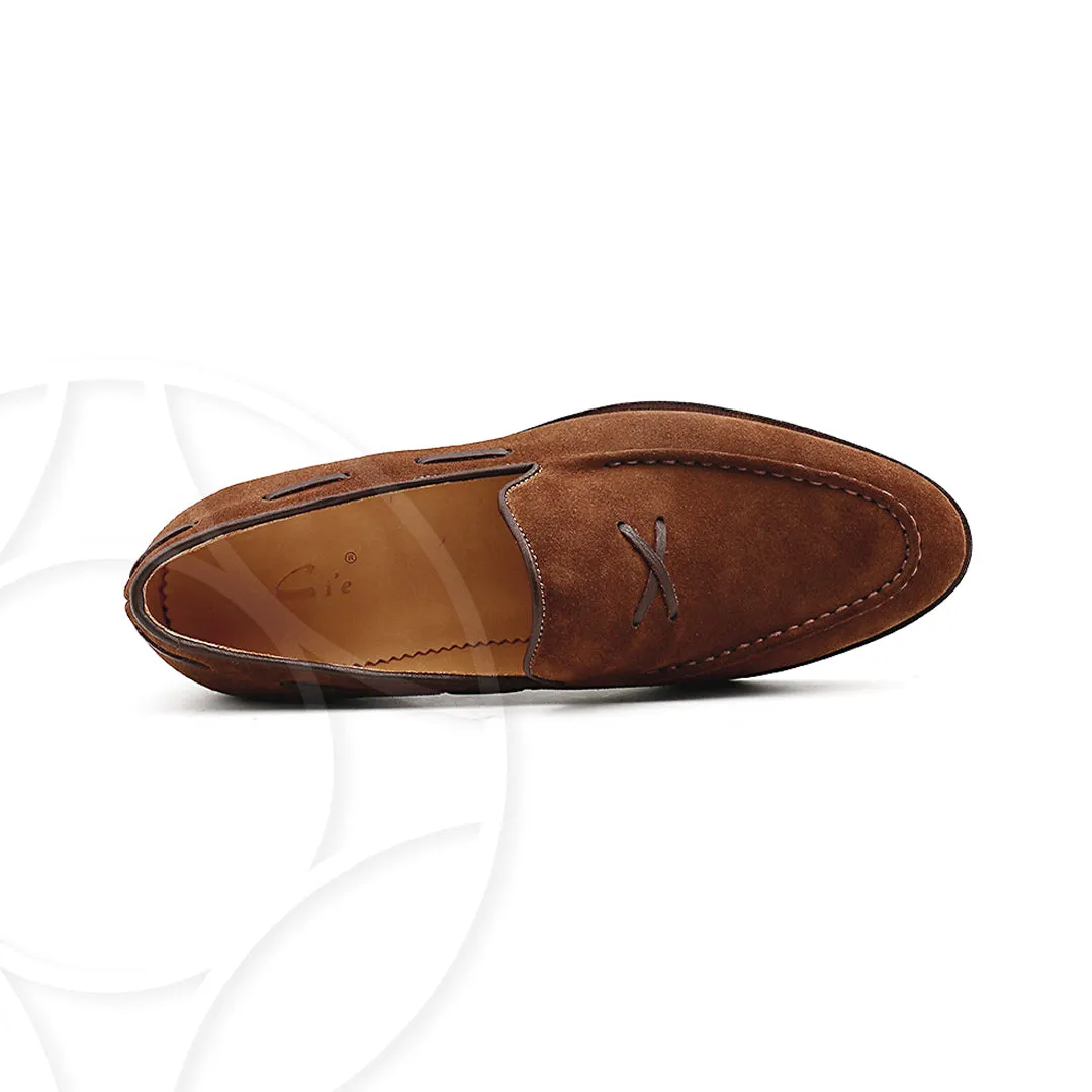 LUIS Premium Loafer, Crafted in Suede