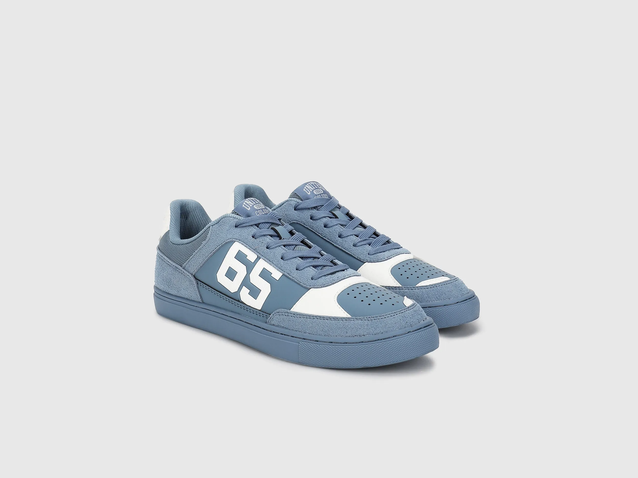 Men PU Colorblocked Sneakers