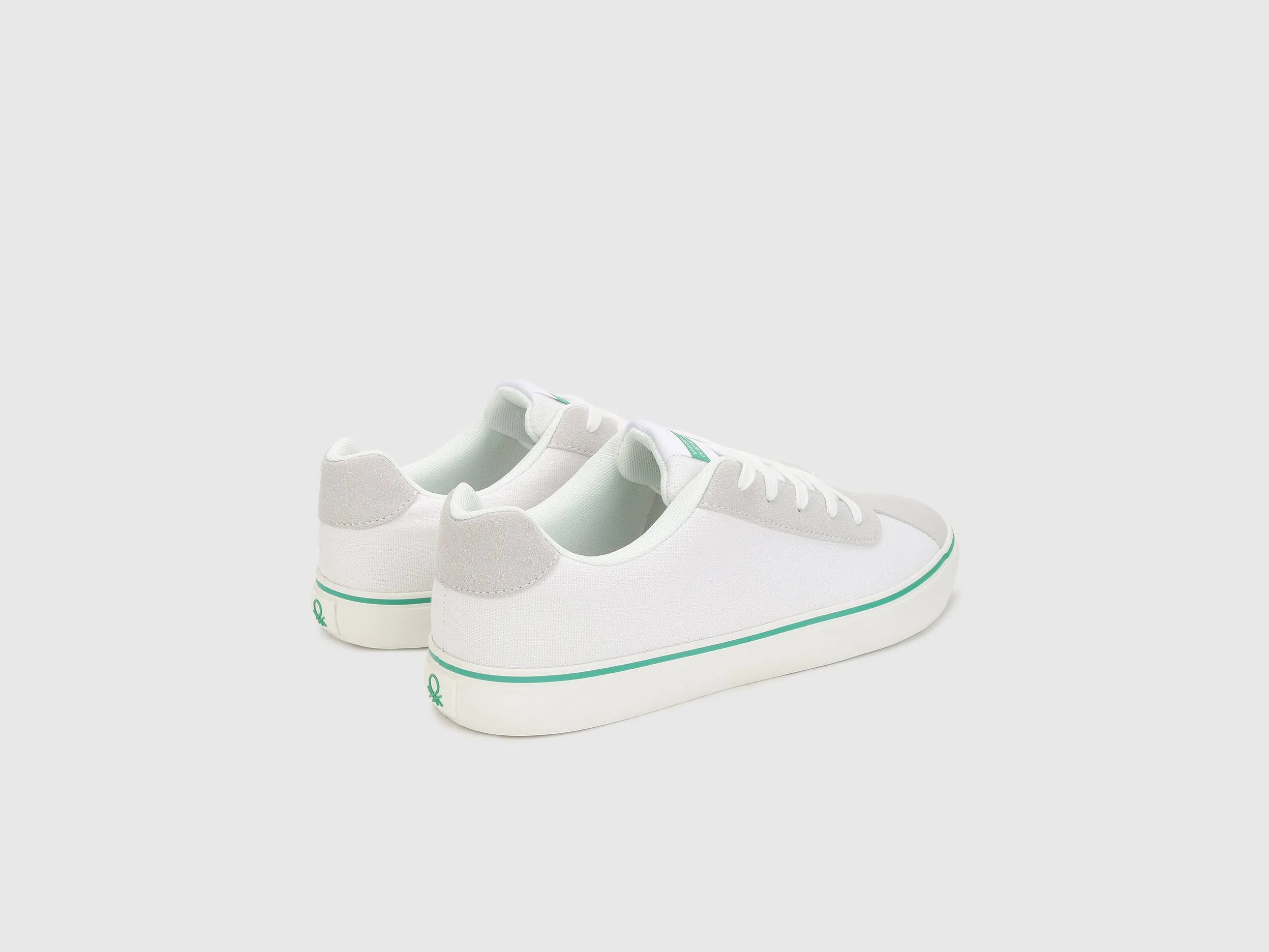 Men Textured Lace-up Sneakers