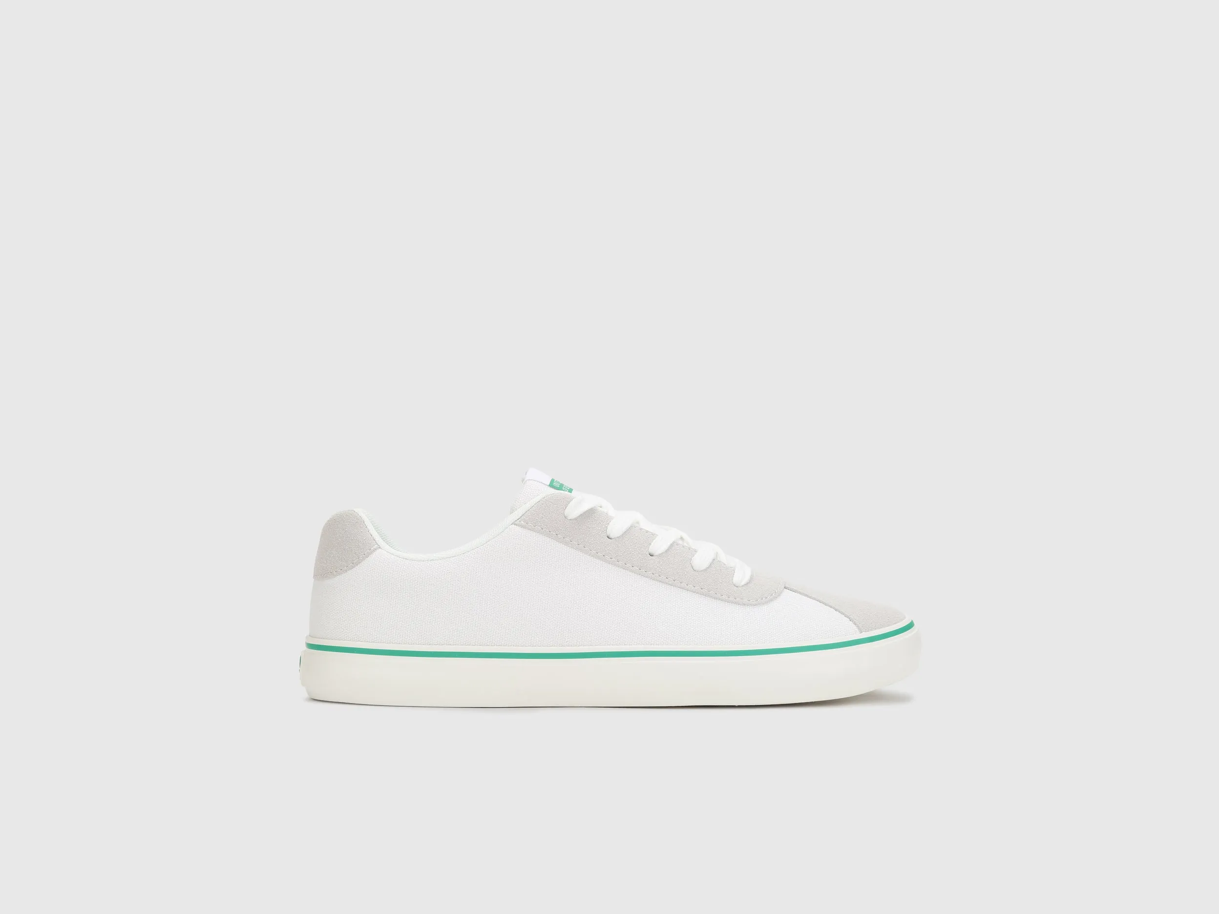 Men Textured Lace-up Sneakers
