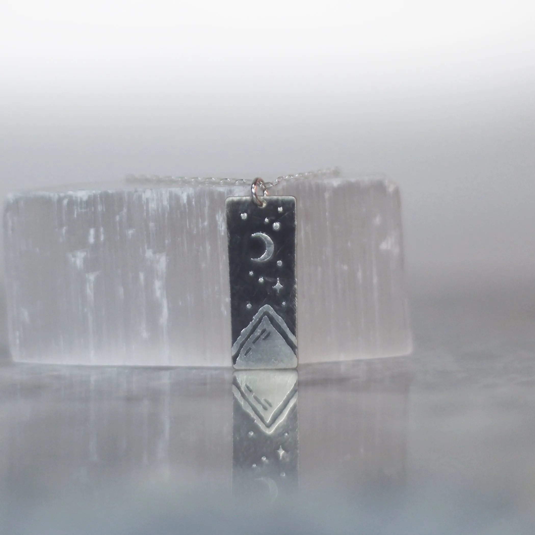 Mountain Peak Wide Bar Necklace