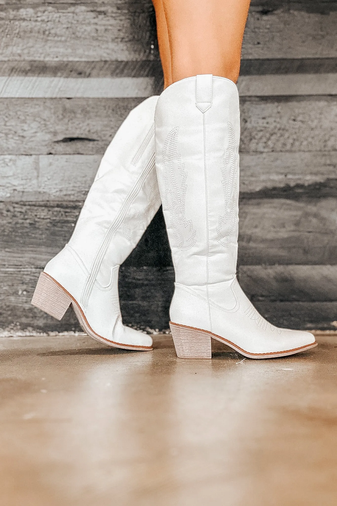 Nashville Night Out White Cowgirl Boots