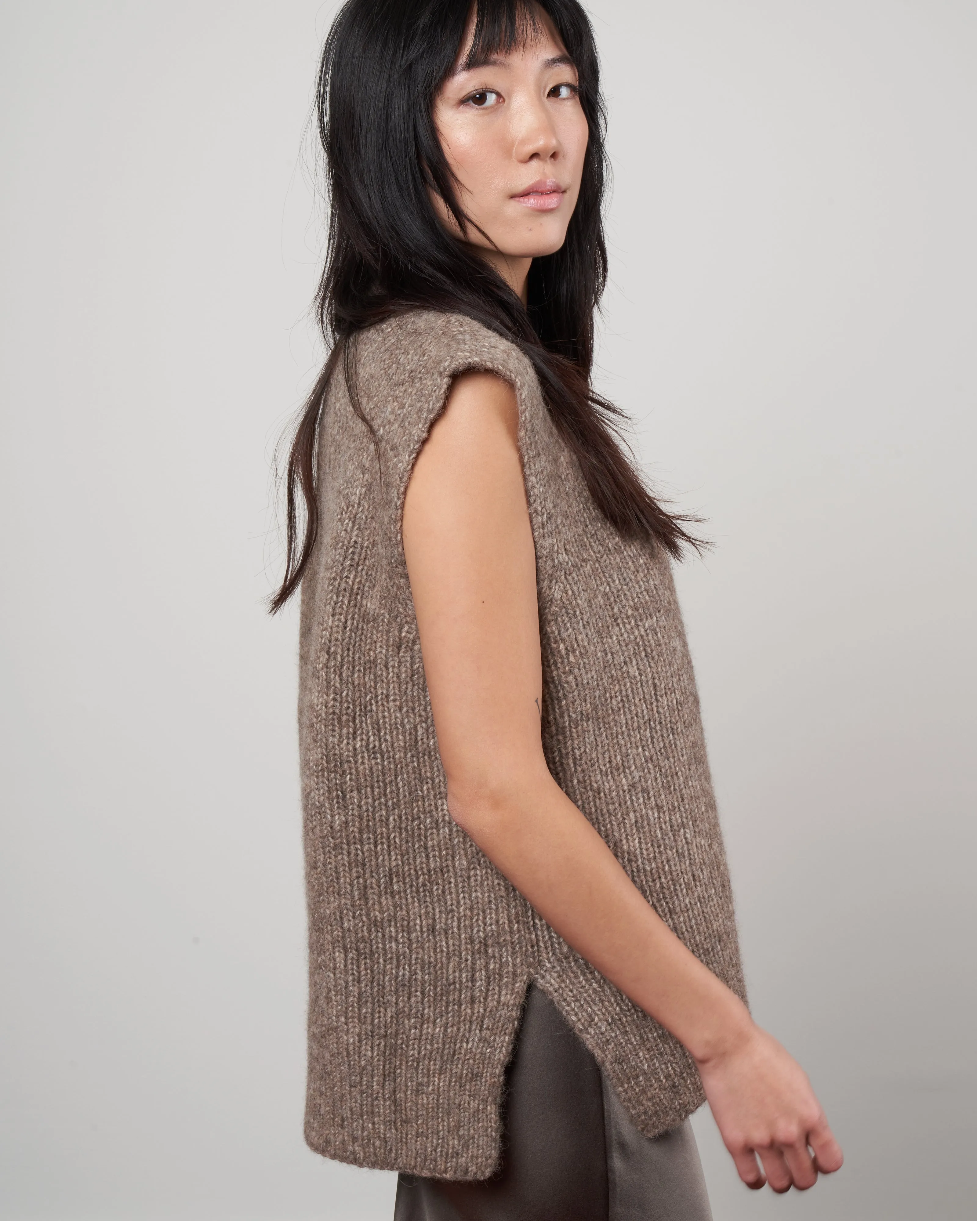 rib vest - wood