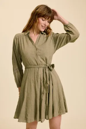 RINDA - Robe chemise lichen avec broderies et dentelle all over