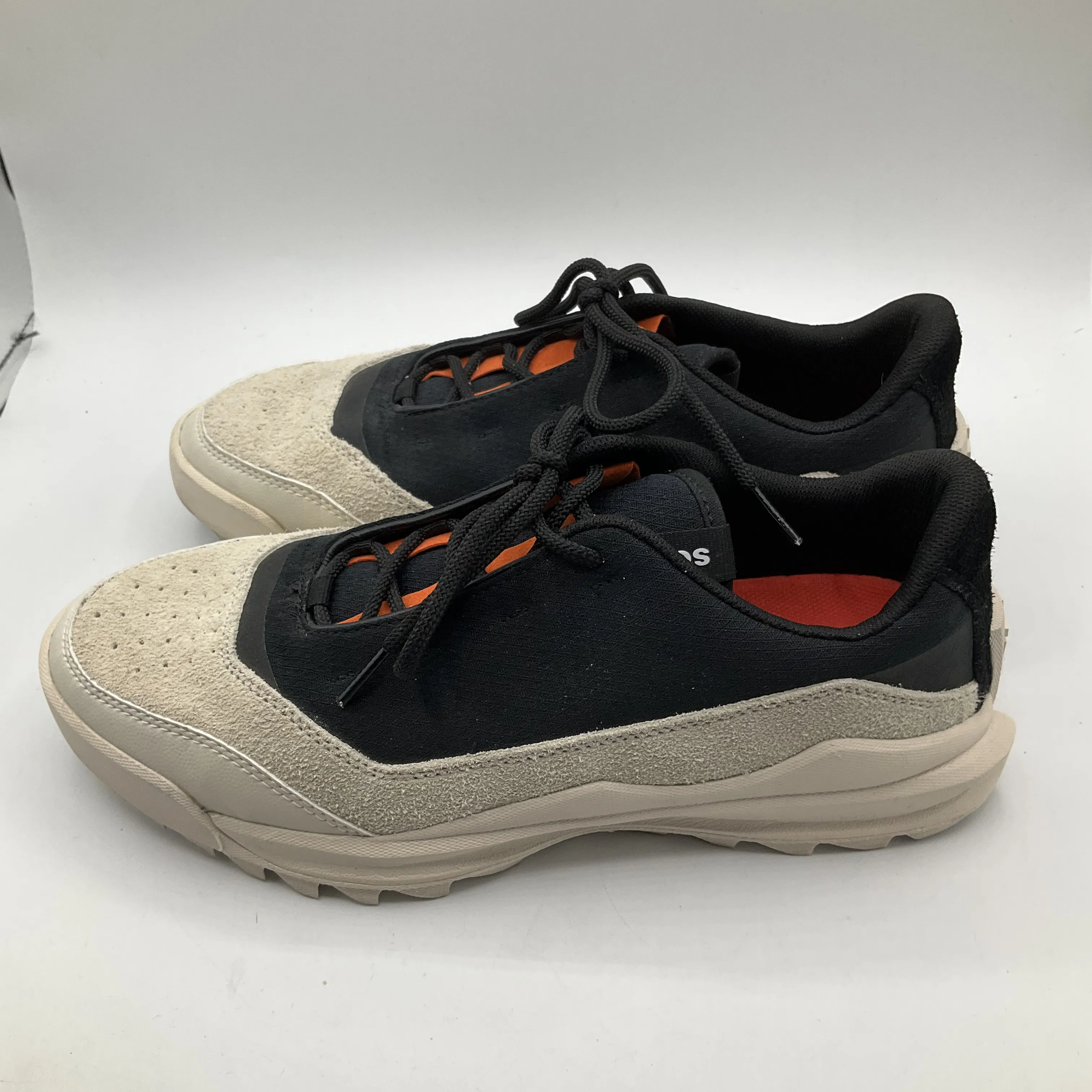 Shoes Sneakers By Sorel  Size: 10