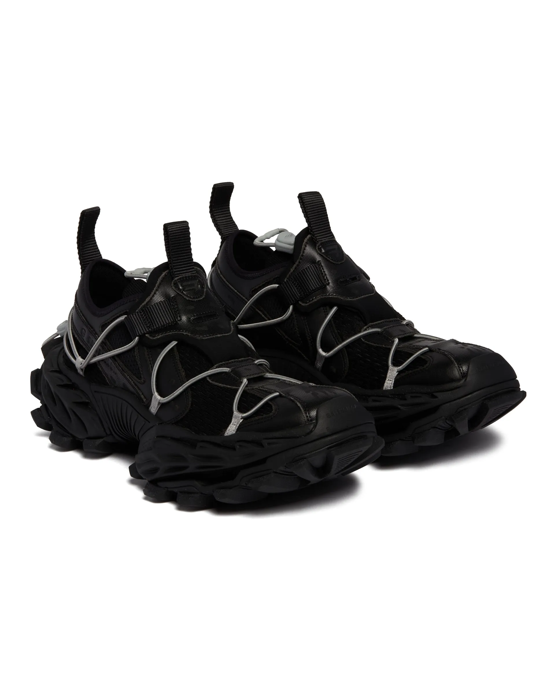 Sneakers Hike Nere