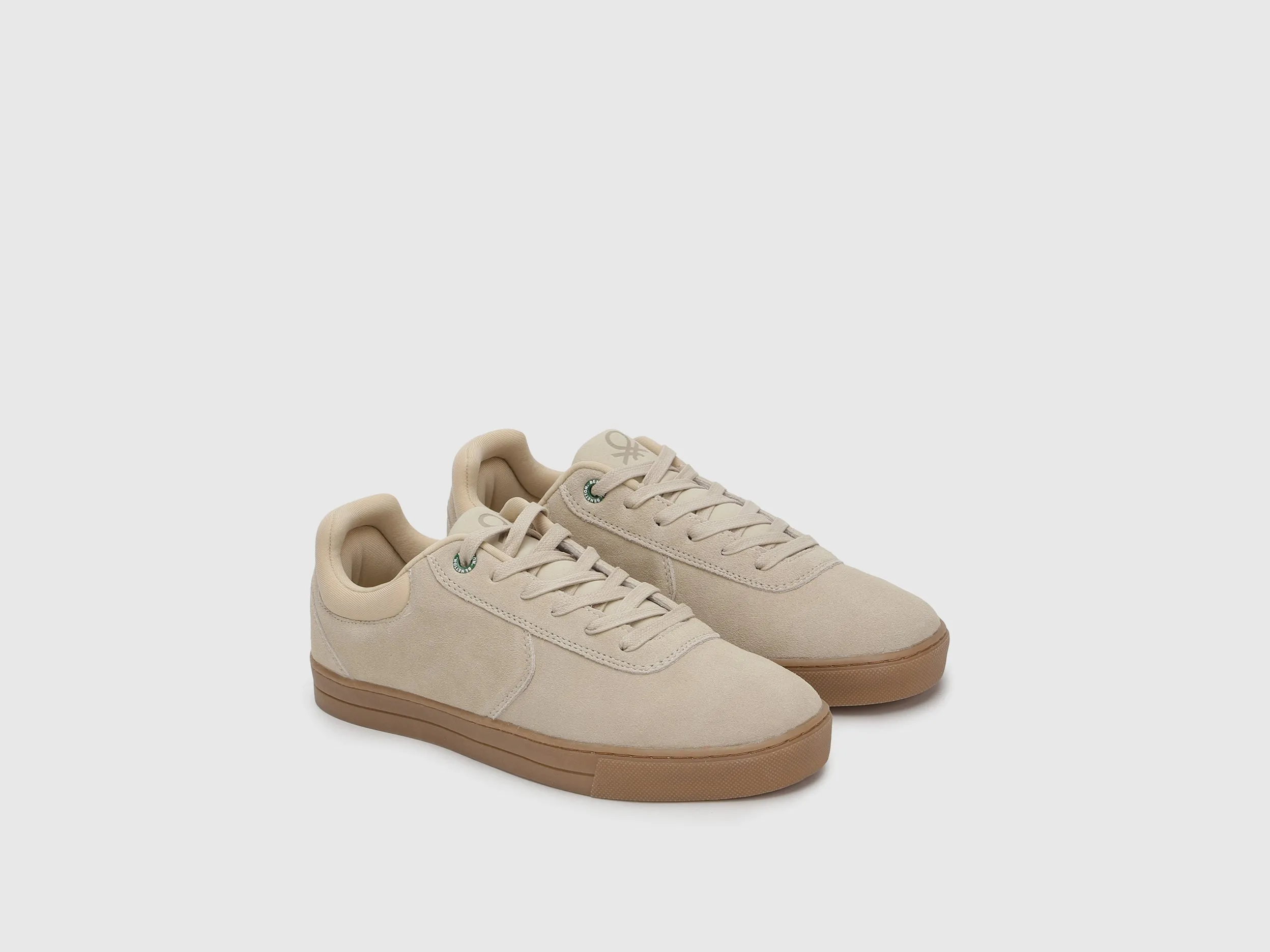Solid Pattern Lace-Up Sneakers