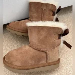Ugg boots toddler