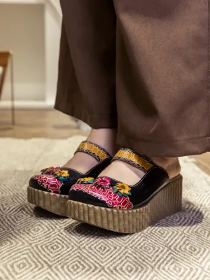 Vicconfy | Genuine Leather Black Ribbed-Sole Tri-Floral Appliqued Clogs